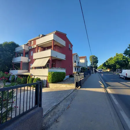 Kundih Lägenhet Biograd Na Moru